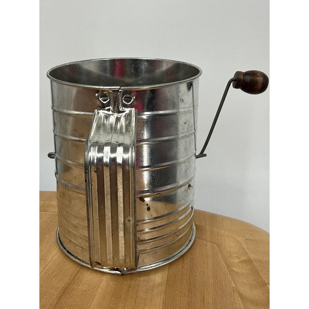 Vintage Old Bromwell's Measuring Sifter 5 Cup w/ Wood  Crank Knob Kitchy Cottage